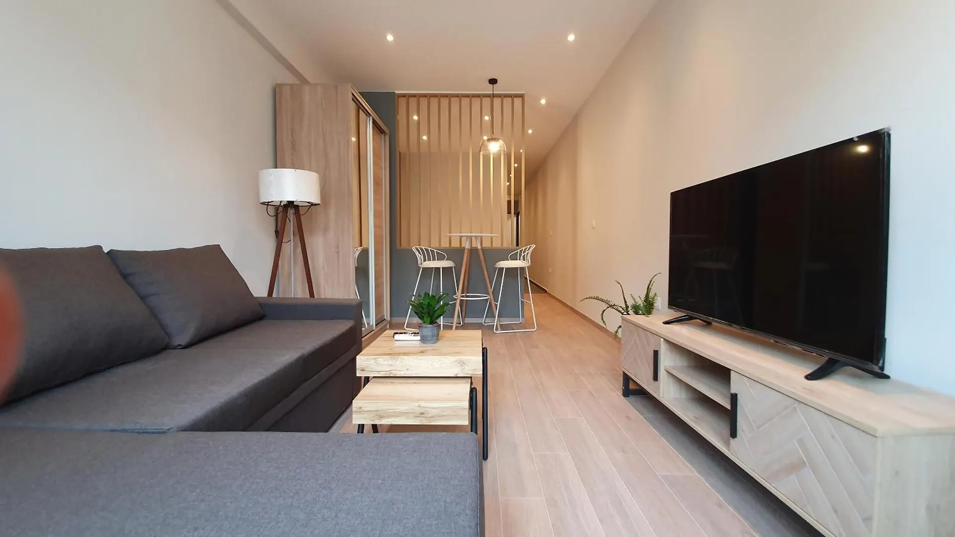 Palama Vibes A Pet Friendly Stay By Proliving Thessaloniki Apartment