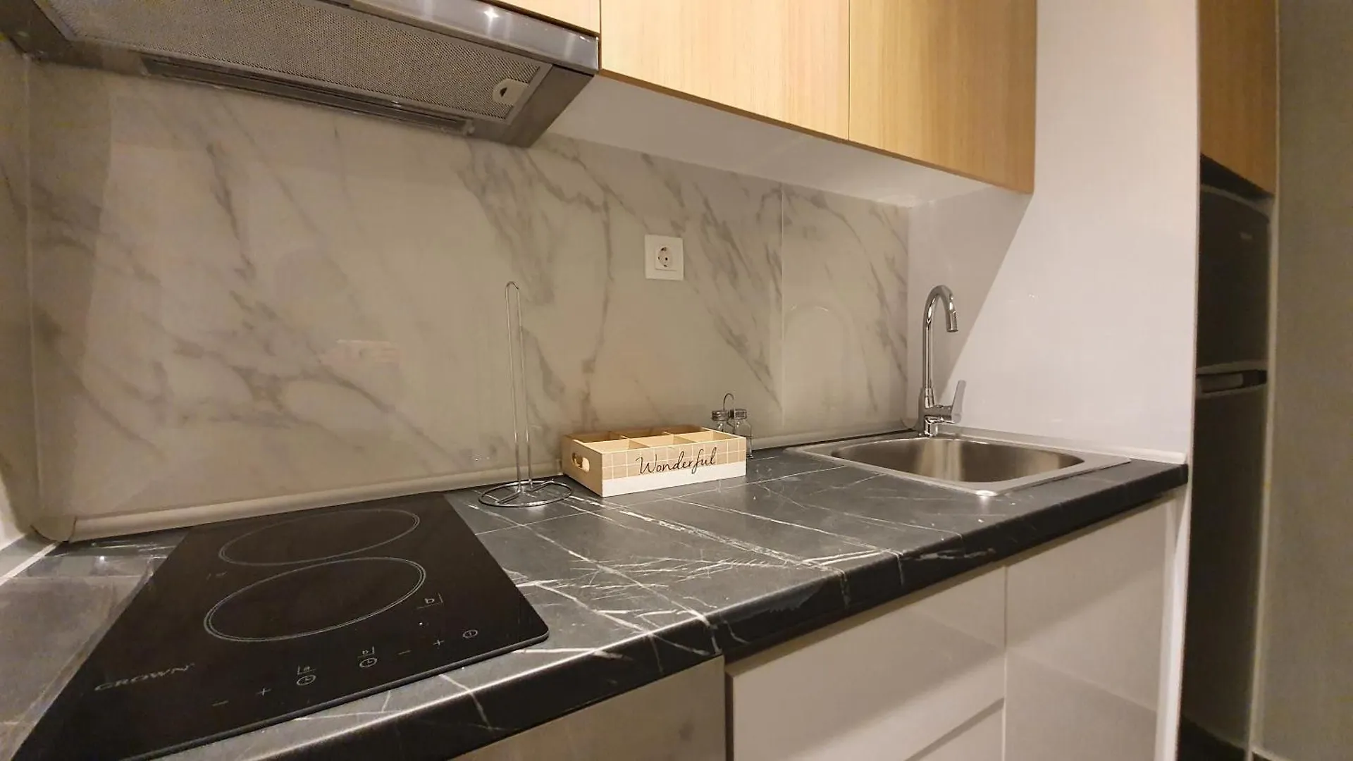 Palama Vibes A Pet Friendly Stay By Proliving Szaloniki 0*,  Görögország